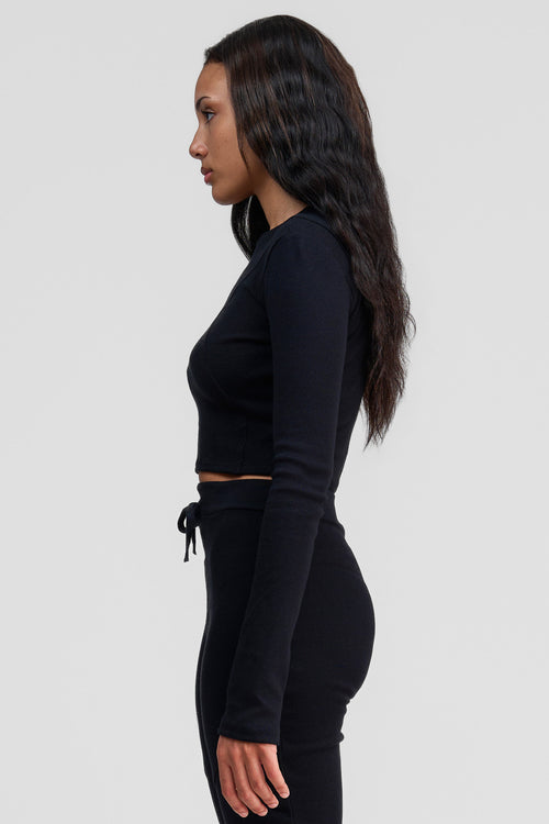 black obsidian organic cotton long sleeve crop shirt