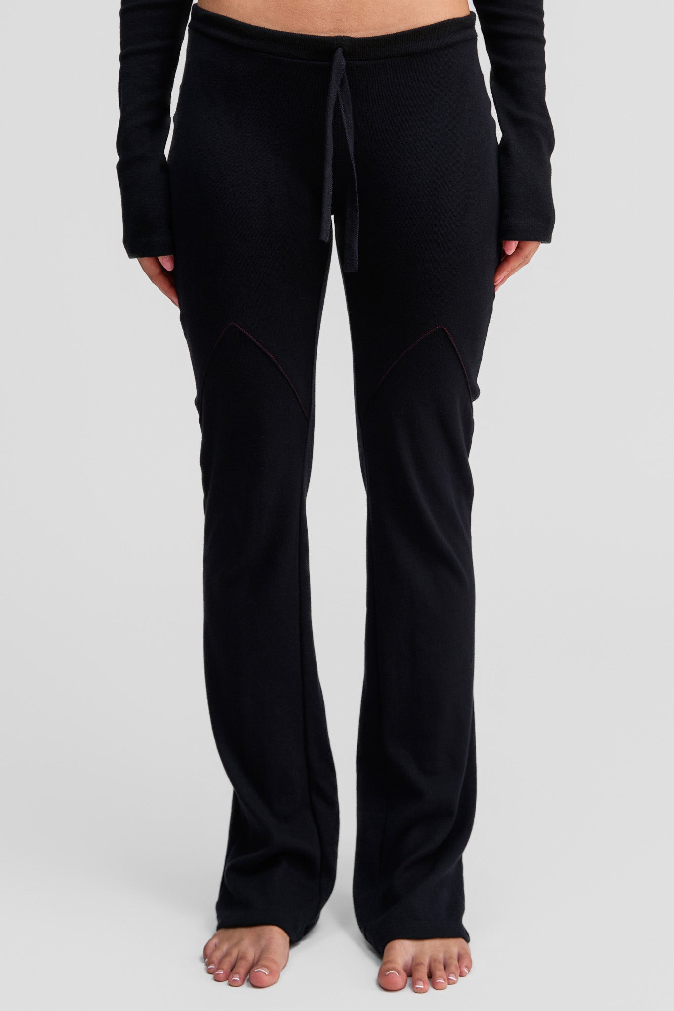 black obsidian organic cotton low rise pants